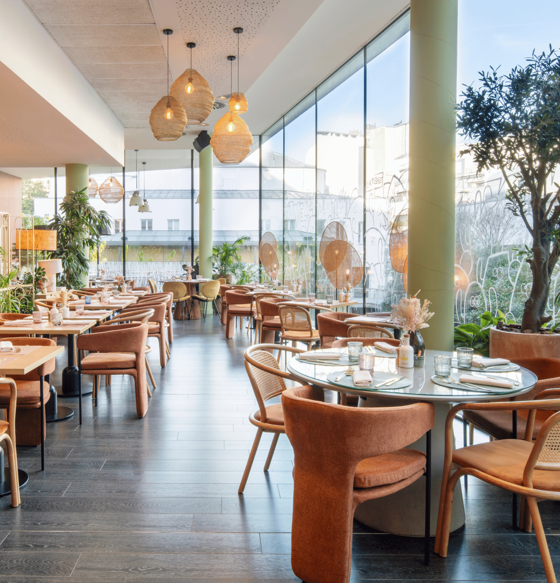 Intérieur restaurant Solis Paris 17
